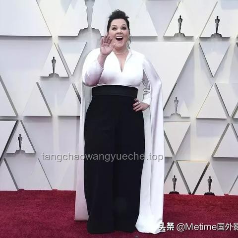 **“一个女生这么发，说明她很聪明”：网络言论背后的智慧识别与性别刻板印象对比**
